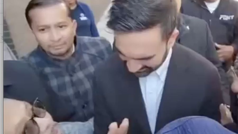 Ulama RI bacain alfatehah buat kemenangan Zohran Mamdani jadi Wali Kota NY, Rabu (5/11/2025). (via Pribadi Shamsi Ali/Istimewa)