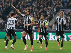 Newcastle Memble di Premier League, Melesat di UCL