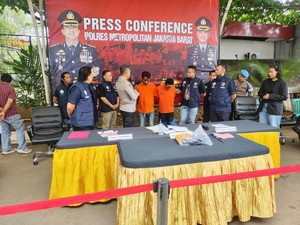 Saat Tukang Mi Ayam dan Pembeli Berkomplot Bobol Rumah di Jakbar