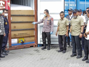 Polri Akan Ikut Usut Pelanggaran Ekspor 87 Kontainer Produk CPO