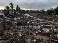 Bak Tsunami! Topan Kalmaegi Hancurkan Kota Tetangga RI Tanpa Sisa