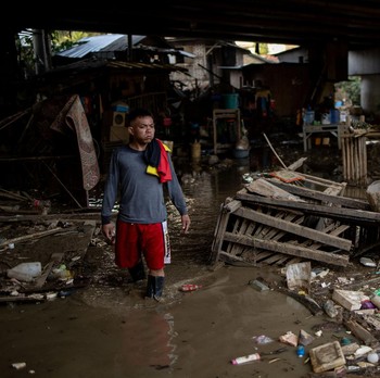 Potret Terkini Kehancuran Tetangga RI Dihantam Petaka Topan Kalmaegi