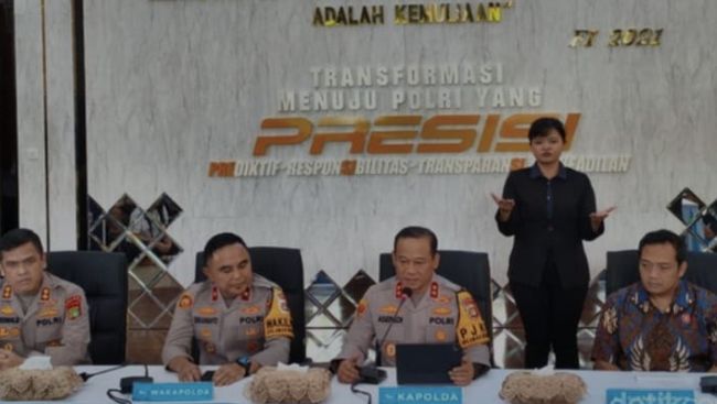 Roy Suryo CS Jadi Tersangka Tudingan Ijazah Palsu Jokowi