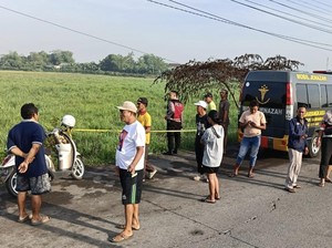 Geger Pria Tewas di Pinggir Jalan Porong Sidoarjo, Korban Pembunuhan?
