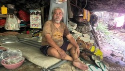 Asal dan Cara Hidup Mbah Darmaji Manusia Gua di Pedalaman Hutan Jombang