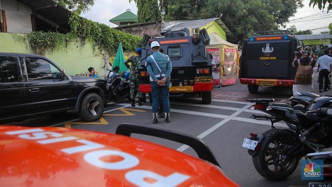 Terduga Pelaku Rakit Sendiri Peledak SMAN 72 Jakarta, Lihat Internet