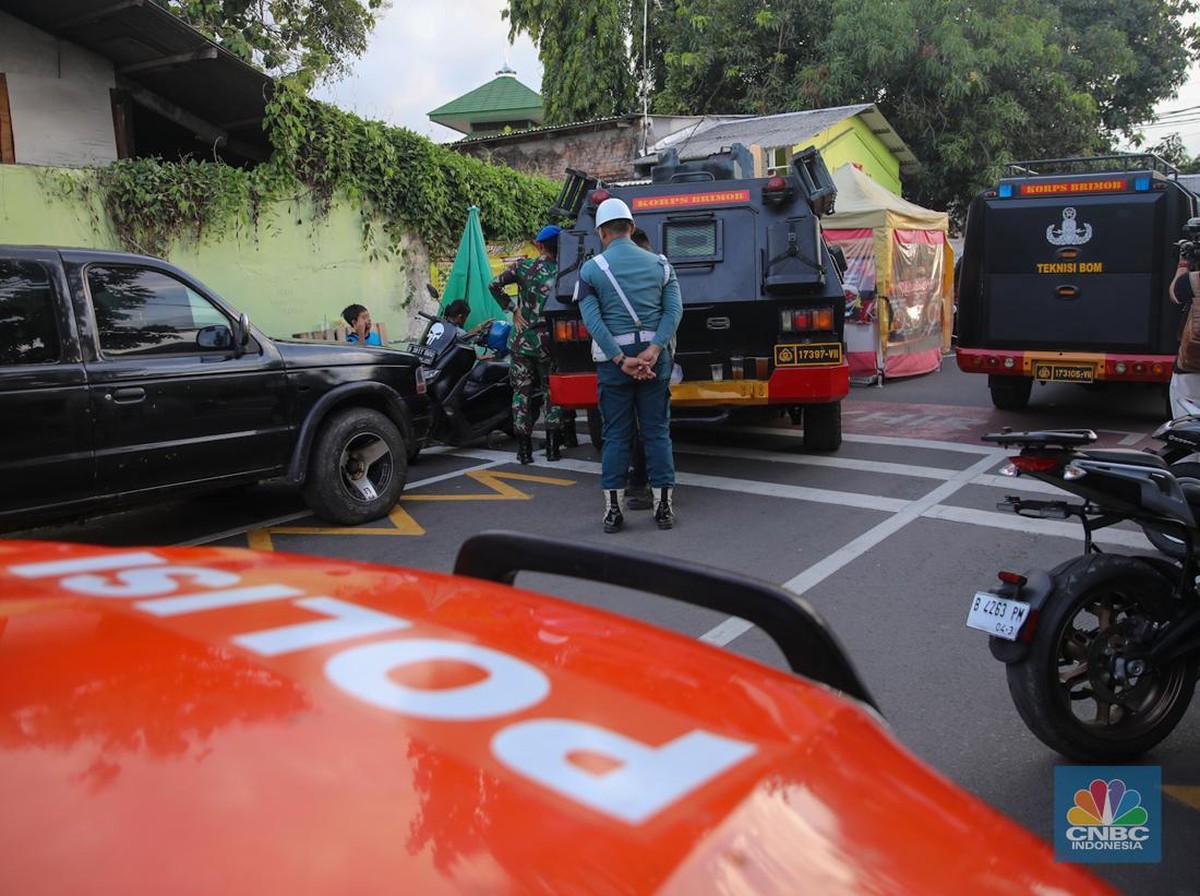 Terduga Pelaku Ledakan SMA 72 Jakarta Merakit Bom dari Tutorial Internet