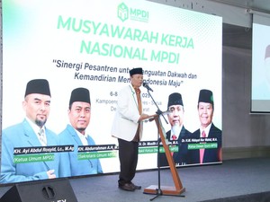 HNW Bicara Peran Penting Pesantren dalam Pembangunan Bangsa