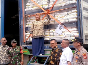 Kunjungi Karawang, Wamenperin Lepas Ekspor Perdana Pestisida ke Filipina
