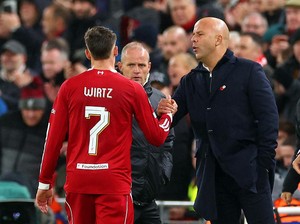 Wenger Bilang Wirtz Hancurkan Liverpool, Slot Balas Begini