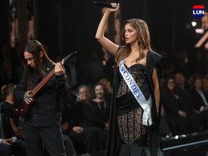 Viral Momen Mengejutkan Kontestan Miss World Unjuk Bakat Nyanyi Death Metal