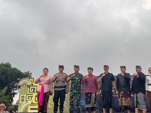 Wabup Bangli Apresiasi Gelaran Festival Seni-Budaya Dharma Bala Sena