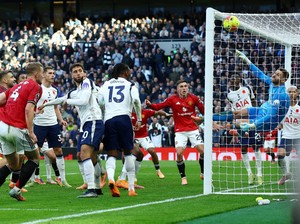 Tottenham Bisa Setop King MU?