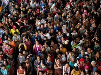 Petaka Baru Sapu Tetangga RI, 100.000 Warga Dievakuasi