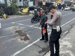 Pria Tewas Terlindas Truk Saat Bantu Dorong Motor di Jalan Denpasar-Gilimanuk