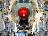 Potret Pesawat Raksasa Bisa Terbang Nonstop 22 Jam, Ini Rutenya