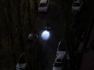 Rudal Rusia Rusak Jaringan Listrik, Kota Ukraina Gelap Gulita