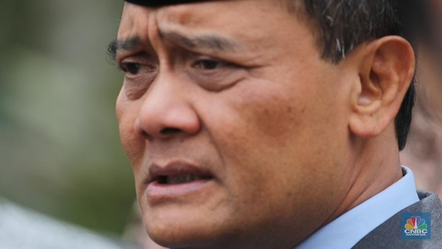 Gubernur Jawa Tengah, Ahmad Luthfi di Istana Negara, Jakarta, Senin (10/11/2025). (CNBC Indonesia/Tri Susilo)