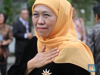 Khofifah Teken UMP Jawa Timur 2026 Naik 6,11%, Angkanya Segini