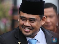 Gubernur Sumatera Utara Bobby Nasution di Istana Negara, Jakarta, Senin (10/11/2025). (CNBC Indonesia/Tri Susilo)