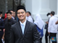 Kesepakatan Dagang RI-AS Terancam: Emiten Punya Kaesang Ketar-Ketir!