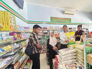 Polres Ponorogo Cek Harga Beras di Pasar Legi, Ini Hasilnnya