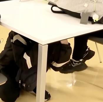 Detik-Detik Gempa Dahyat Magnitudo 6,9 & Tsunami Guncang Jepang