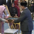Tutut & Bambang Tri Wakili Keluarga Soeharto Terima Gelar Pahlawan