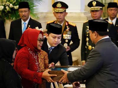 Ahli Waris Pahlawan Nasional Terima Tunjangan Rp 50 Juta per Tahun