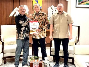 Perjuangkan Jalan, Andre Rosiade Ajak Bupati Lima Puluh Kota Temui Menteri PU