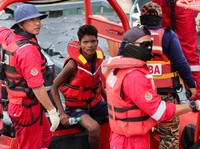 Kapal Tenggelam! Puluhan Orang Tewas, 2 Tetangga RI Cari Korban Hilang