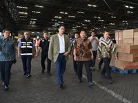 Purbaya Sidak Pelabuhan Tanjung Perak, Pantau Dokumen Impor