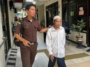 Diberi Tumpangan Nginap, Pemulung di Mojokerto Malah Perkosa Anak Temannya