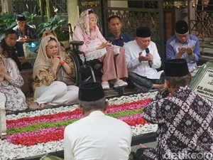 Gus Dur di Mata Sinta Nuriyah: Pahlawan Rakyat