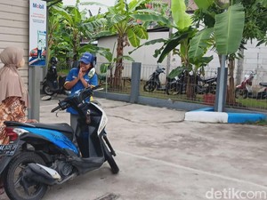 Pelanggan SPBU Swasta di Madiun Keluhkan BBM Langka 3 Hari