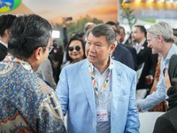 Geliat Digital Hashim Mengisi 5 Lapis Industri AI di Indonesia