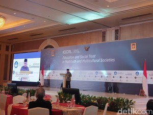 Tutup Konferensi LKLB, Wamen Atip Tekankan Pentingnya Perbedaan dan Peran Guru