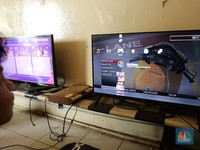 Bisnis rental PlayStation (PS) di Jakarta masih menunjukkan eksistensinya yang kuat. (CNBC Indonesia/Tri Susilo)
