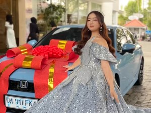 Viral Pesta Ultah ke-17 di Kalimantan, Kado dari Orangtua Bikin Melongo