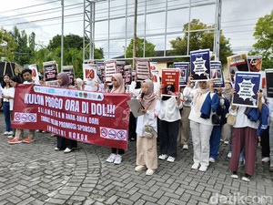Massa Geruduk DPRD Kulon Progo, Desak Larangan Iklan-Sponsor Rokok Diatur Perda