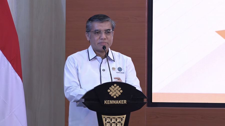 Menteri Ketenagakerjaan (Menaker) Yassierli saat menghadiri peluncuran Lapor Menaker di Jakarta, Rabu (12/11/2025). (Tangkapan Layar Youtube/ Kementerian Ketenagakerjaan RI)