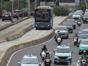 TransJ Minta Maaf Viral Tunawisma Diturunkan dari Bus karena Keluhan Bau