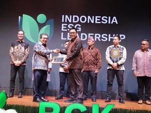 BNI Raih Penghargaan Leadership AA di Indonesia ESG Leadership Awards 2025