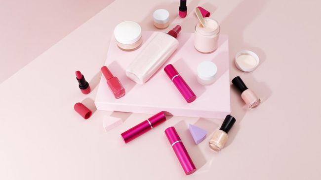 Pengusaha Kosmetik Teriak, Produk Ilegal Berkeliaran di E-Commerce