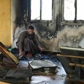 Kondisi kerusakan pada sebuah masjid usai terbakar usai serangan yang menurut warga Palestina setempat dilakukan oleh pemukim Israel di desa Deir Istiya, dekat Salfit di Tepi Barat yang diduduki Israel, Kamis (13/11/2025). (REUTERS/Ali Sawafta)