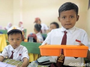 Video Pembagian MBG di Libur Sekolah Dianggap Pemborosan, Ini Kata BGN