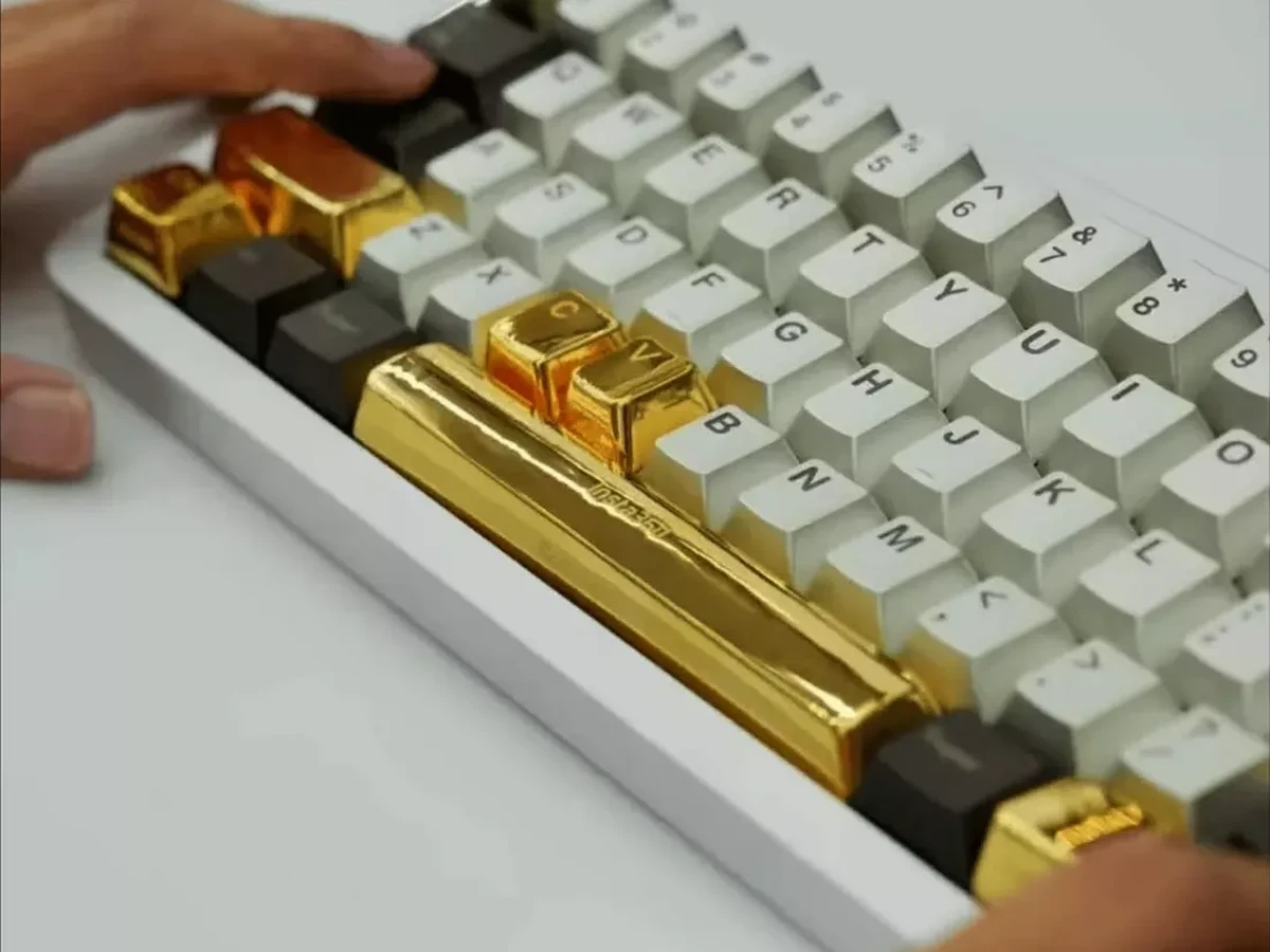 Insta360 Beri Bonus Keycaps Emas Senilai Rp752 Juta untuk Karyawan Berprestasi