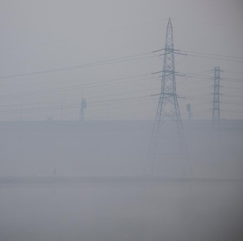 Potret Mengerikan Tetangga RI Gelap Terkepung Kabut Polusi