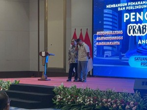 Video: Tangis Siswa SMAN 72 Jakarta di Depan Pramono Saat Bahas Ledakan