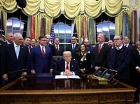 Shutdown AS Resmi Berakhir, Cek 3 Dampaknya ke Indonesia?